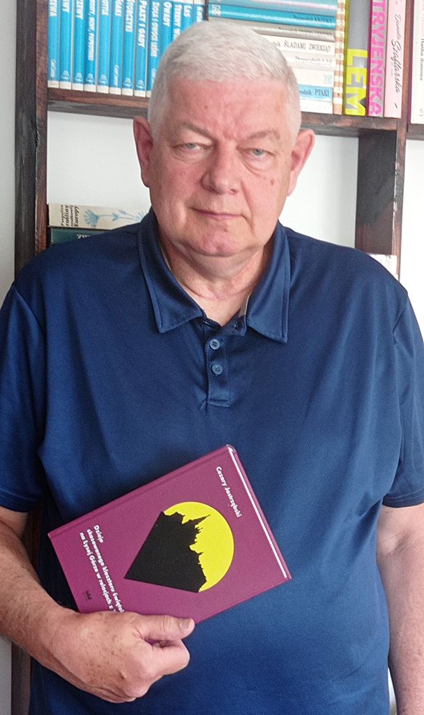 dr cezary jastrzębski prezentuje swoją książkę Dzieje skasowanego klasztoru świętokrzyskiego na Łysej Górze w relacjach z XIX wieku