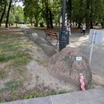 POZNAJEMY ŚWIADKÓW EPOKI GLACJALNEJ W PRUSZKOWIE – TERENOWA WYSTAWA GŁAZÓW NARZUTOWYCH W MIEŚCIE – realizacja projektu PAN „Otwarta Nauka”